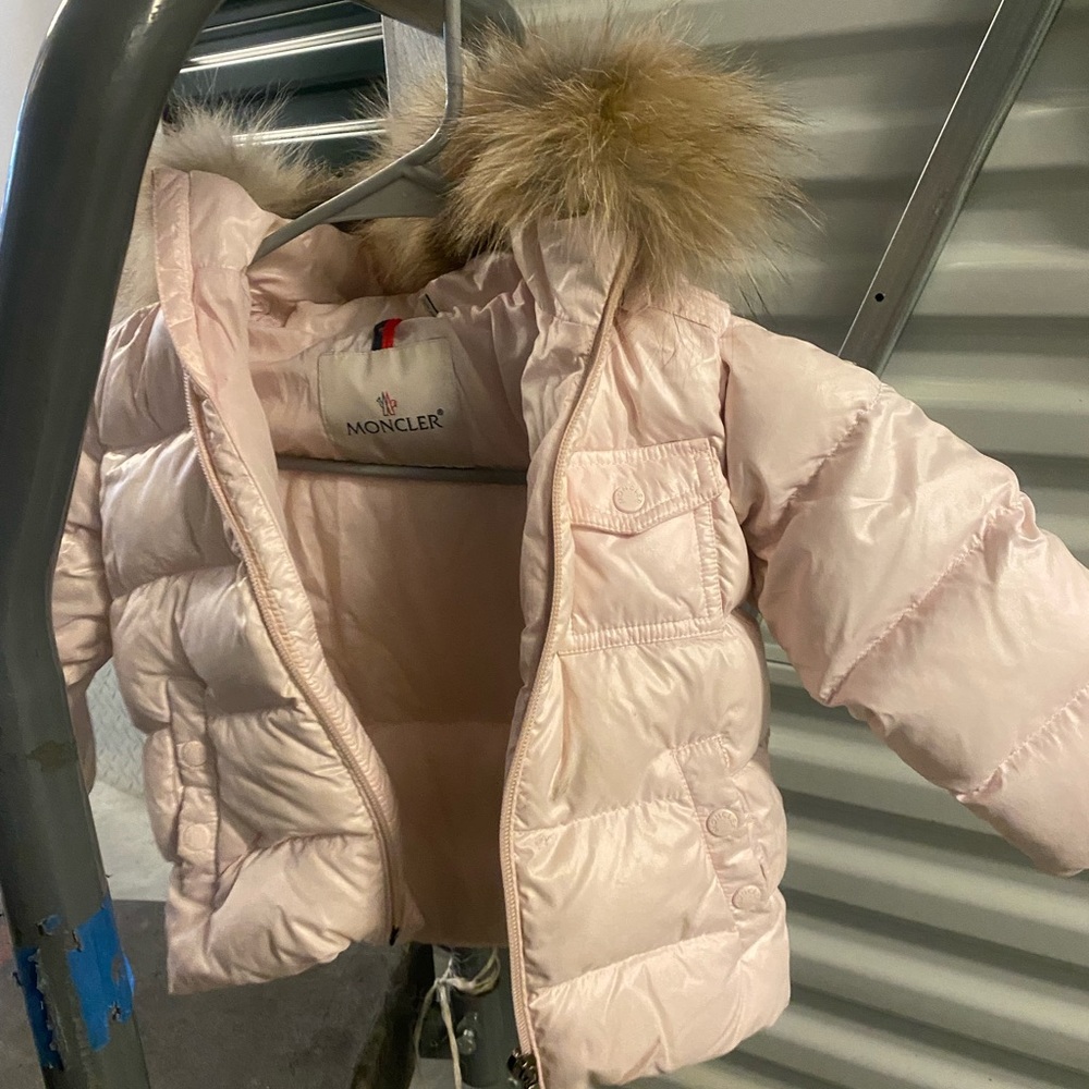 Moncler down jacket - Picture 8 of 9